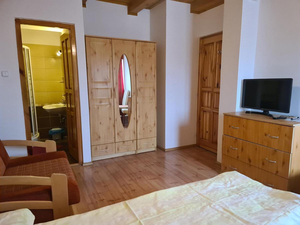 Mediterran Apartman Es Vendeghaz Hajduszoboszlo Exterior foto