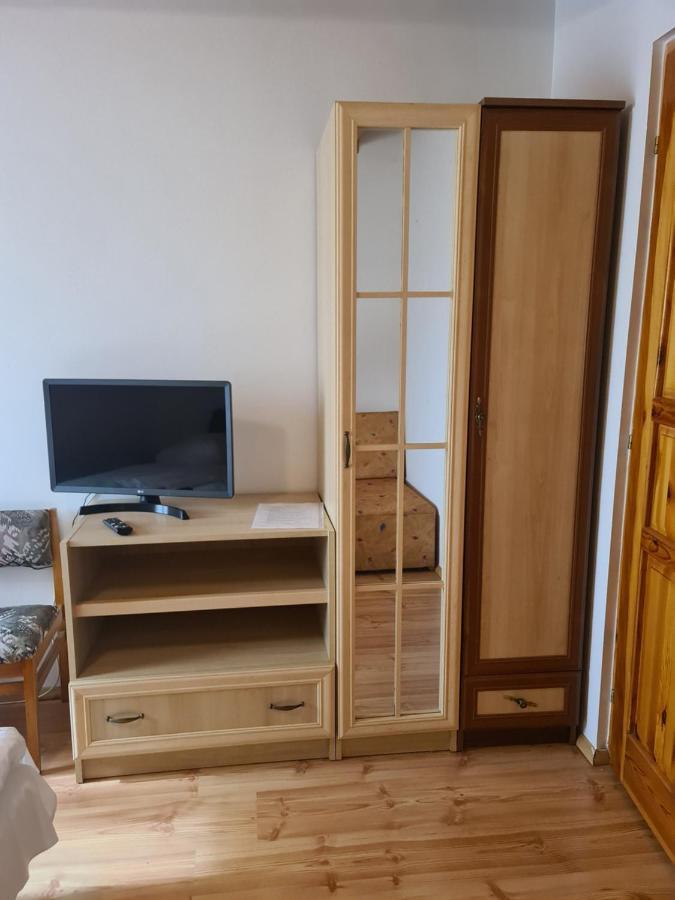 Mediterran Apartman Es Vendeghaz Hajduszoboszlo Exterior foto